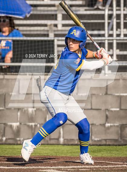 Thumbnail 2 in Bishop Amat @ Servite photogallery.