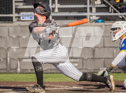 Thumbnail 1 in Bishop Amat @ Servite photogallery.
