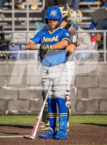 Thumbnail 1 in Bishop Amat @ Servite photogallery.