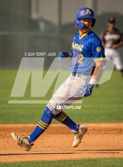 Thumbnail 2 in Bishop Amat @ Servite photogallery.