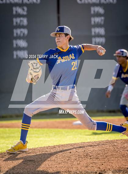 Thumbnail 1 in Bishop Amat @ Servite photogallery.