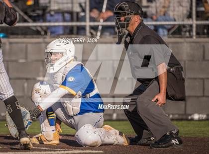 Thumbnail 2 in Bishop Amat @ Servite photogallery.