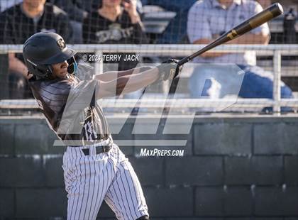 Thumbnail 2 in Bishop Amat @ Servite photogallery.