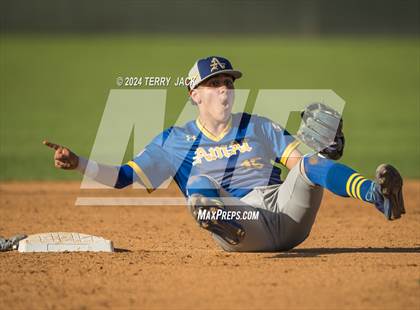Thumbnail 3 in Bishop Amat @ Servite photogallery.