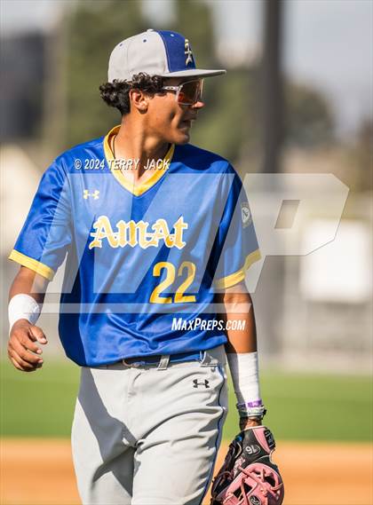Thumbnail 2 in Bishop Amat @ Servite photogallery.