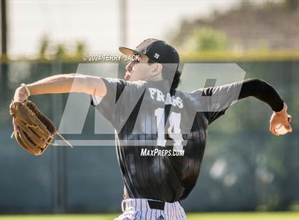 Thumbnail 3 in Bishop Amat @ Servite photogallery.
