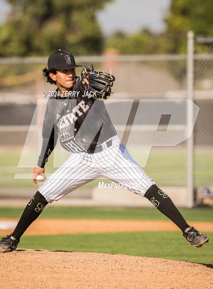 Thumbnail 1 in Bishop Amat @ Servite photogallery.