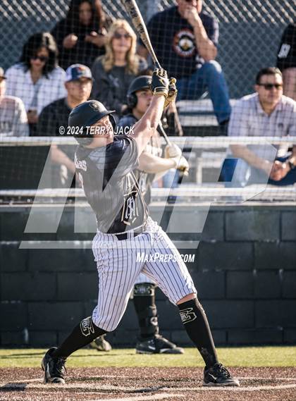 Thumbnail 3 in Bishop Amat @ Servite photogallery.