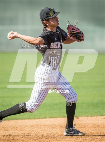 Thumbnail 2 in Bishop Amat @ Servite photogallery.