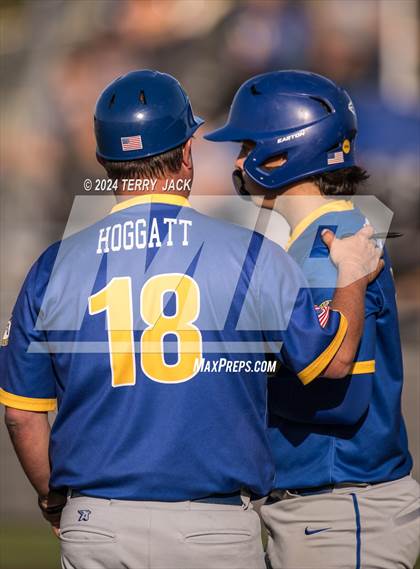 Thumbnail 2 in Bishop Amat @ Servite photogallery.
