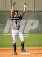Photo from the gallery "Bishop Amat @ Servite"