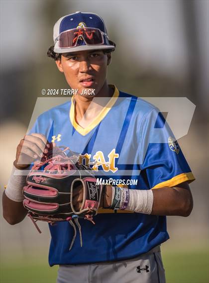 Thumbnail 1 in Bishop Amat @ Servite photogallery.