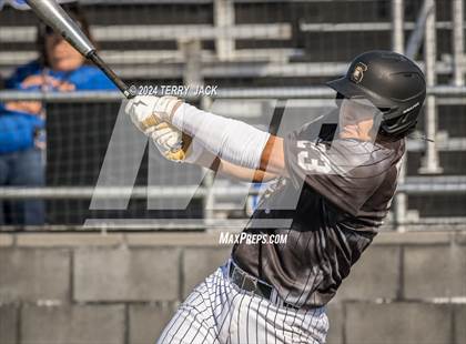 Thumbnail 3 in Bishop Amat @ Servite photogallery.