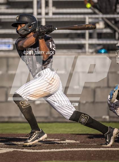 Thumbnail 1 in Bishop Amat @ Servite photogallery.