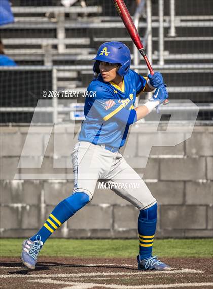 Thumbnail 2 in Bishop Amat @ Servite photogallery.