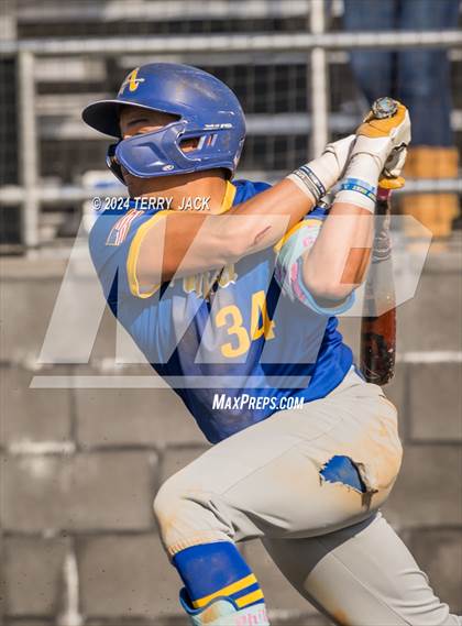 Thumbnail 2 in Bishop Amat @ Servite photogallery.