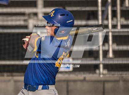Thumbnail 3 in Bishop Amat @ Servite photogallery.
