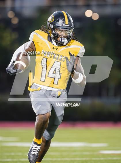 Thumbnail 3 in Hewlett Sports Academy @ St. Frances Academy photogallery.