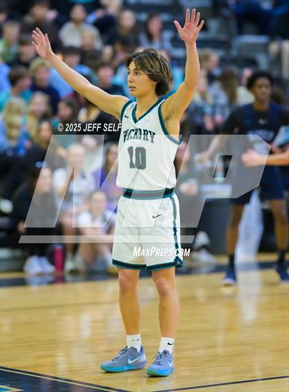 Thumbnail 2 in Indian River @ Hickory photogallery.