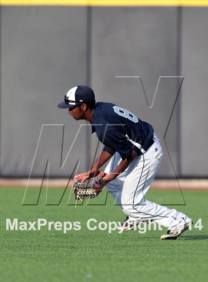 Thumbnail 2 in South Grand Prairie vs. Flower Mound (UIL 5A Region 1 Area Playoff) photogallery.