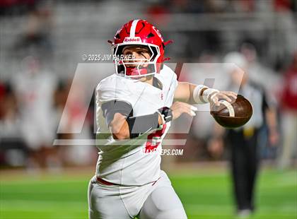 Thumbnail 3 in Columbus vs Troy (UIL 3A D1 Football Bi District) photogallery.