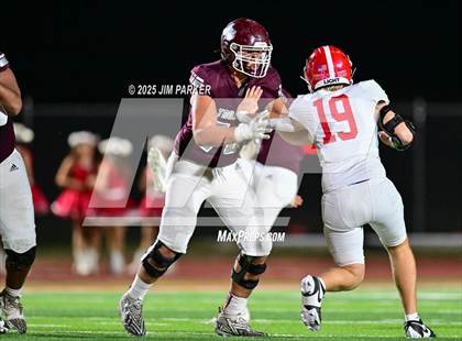 Thumbnail 3 in Columbus vs Troy (UIL 3A D1 Football Bi District) photogallery.