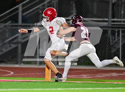 Thumbnail 1 in Columbus vs Troy (UIL 3A D1 Football Bi District) photogallery.