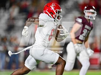 Thumbnail 1 in Columbus vs Troy (UIL 3A D1 Football Bi District) photogallery.