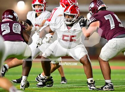Thumbnail 3 in Columbus vs Troy (UIL 3A D1 Football Bi District) photogallery.