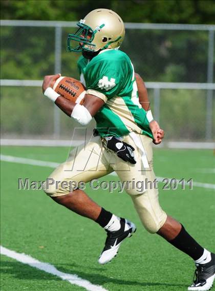 Thumbnail 2 in JV: Branford @ Notre Dame photogallery.