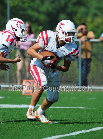 Thumbnail 3 in JV: Branford @ Notre Dame photogallery.
