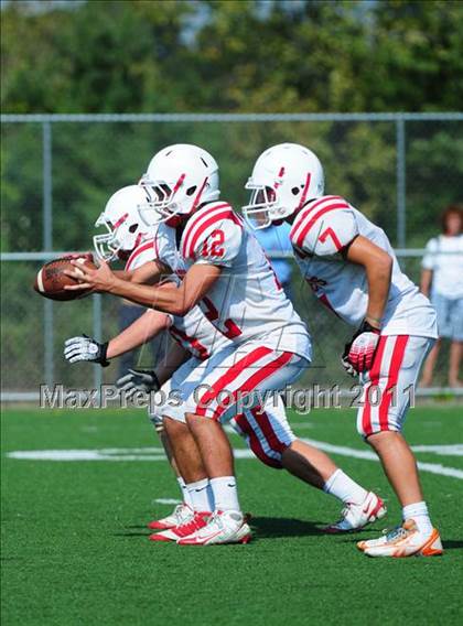 Thumbnail 2 in JV: Branford @ Notre Dame photogallery.