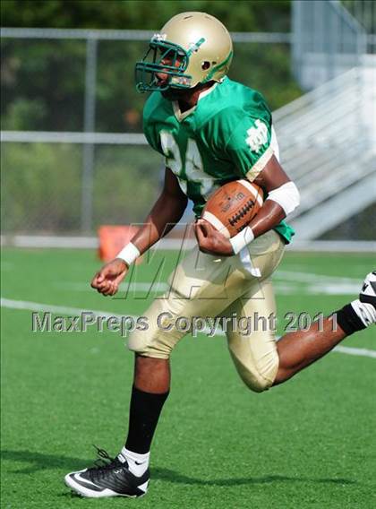 Thumbnail 1 in JV: Branford @ Notre Dame photogallery.