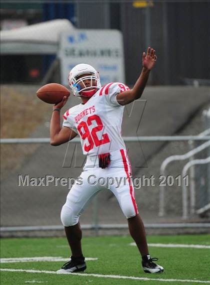Thumbnail 2 in JV: Branford @ Notre Dame photogallery.