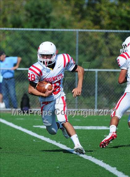 Thumbnail 3 in JV: Branford @ Notre Dame photogallery.