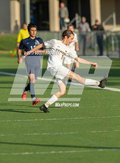 Thumbnail 2 in Thacher @ Linfield Christian (CIF SS Division 7 Semifinal) photogallery.