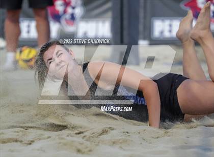 Thumbnail 3 in O'Connor vs Xavier @ Casteel  (AIA Division I Pairs Final) photogallery.