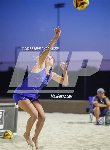 Thumbnail 2 in O'Connor vs Xavier @ Casteel  (AIA Division I Pairs Final) photogallery.