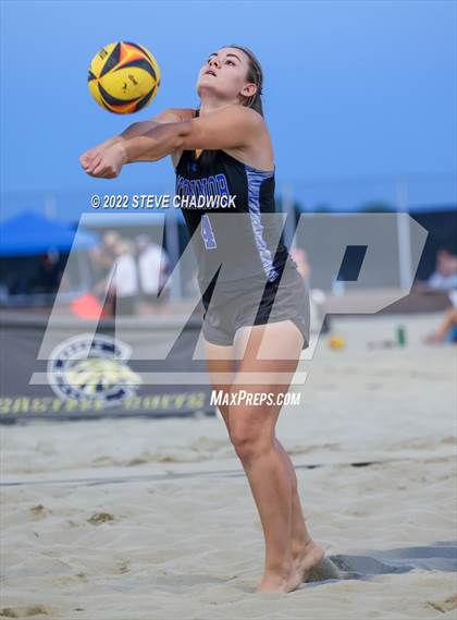 Thumbnail 1 in O'Connor vs Xavier @ Casteel  (AIA Division I Pairs Final) photogallery.