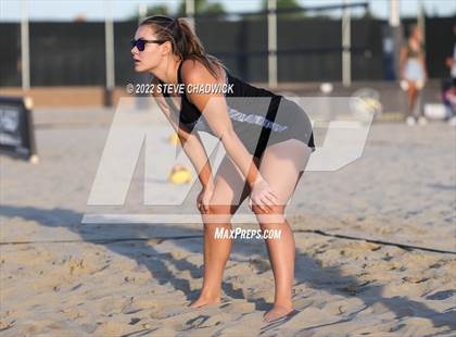Thumbnail 2 in O'Connor vs Xavier @ Casteel  (AIA Division I Pairs Final) photogallery.