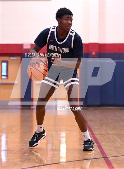 Thumbnail 2 in Brentwood School vs. Desert Vista (Tarkanian Classic) photogallery.
