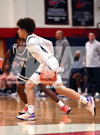 Thumbnail 2 in Brentwood School vs. Desert Vista (Tarkanian Classic) photogallery.