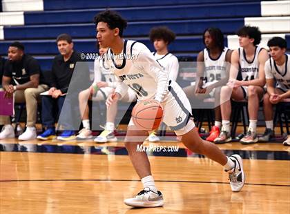 Thumbnail 2 in Brentwood School vs. Desert Vista (Tarkanian Classic) photogallery.