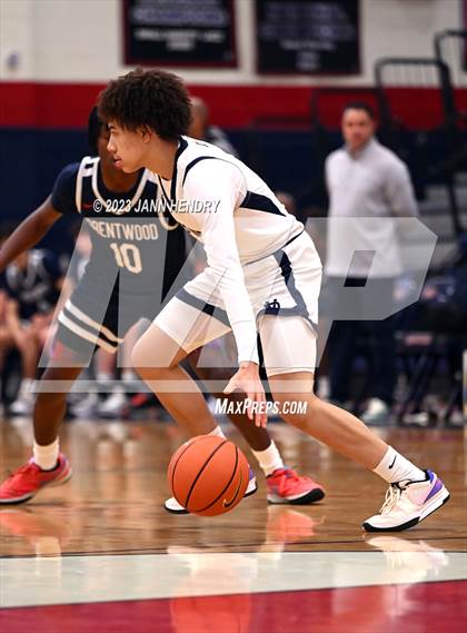 Thumbnail 1 in Brentwood School vs. Desert Vista (Tarkanian Classic) photogallery.