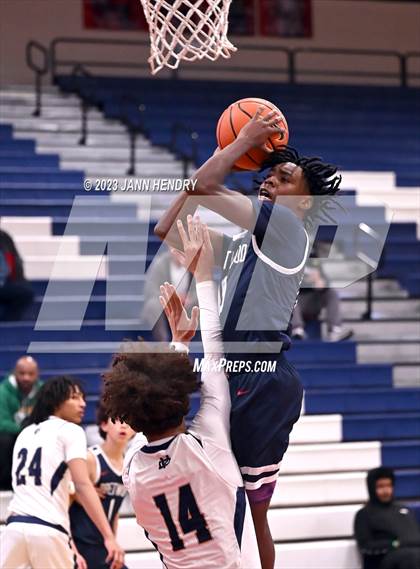 Thumbnail 2 in Brentwood School vs. Desert Vista (Tarkanian Classic) photogallery.