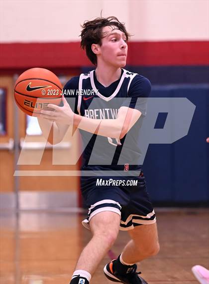 Thumbnail 1 in Brentwood School vs. Desert Vista (Tarkanian Classic) photogallery.