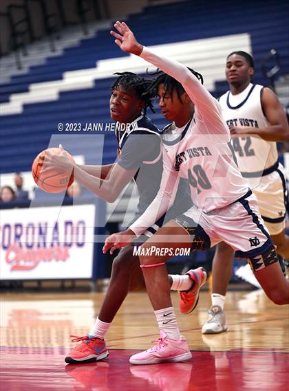 Thumbnail 1 in Brentwood School vs. Desert Vista (Tarkanian Classic) photogallery.