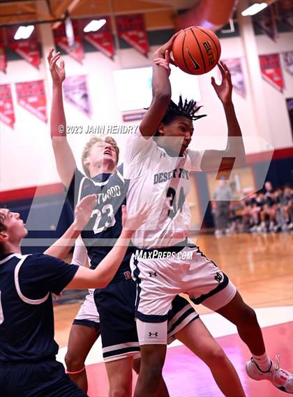 Thumbnail 3 in Brentwood School vs. Desert Vista (Tarkanian Classic) photogallery.