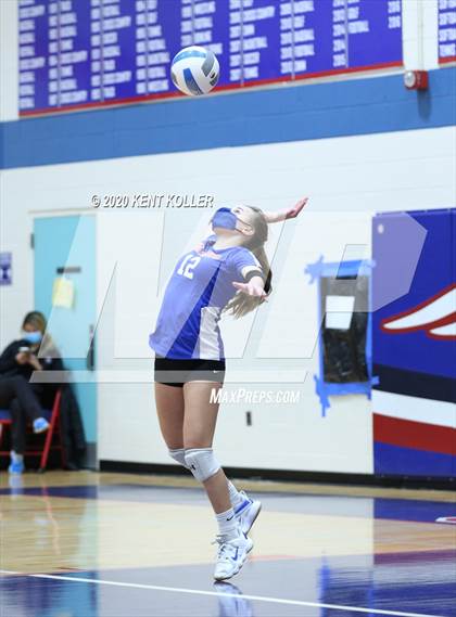 Thumbnail 3 in L'Anse Creuse vs. Cousino (MHSAA District Semifinal) photogallery.