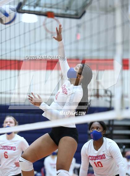 Thumbnail 2 in L'Anse Creuse vs. Cousino (MHSAA District Semifinal) photogallery.